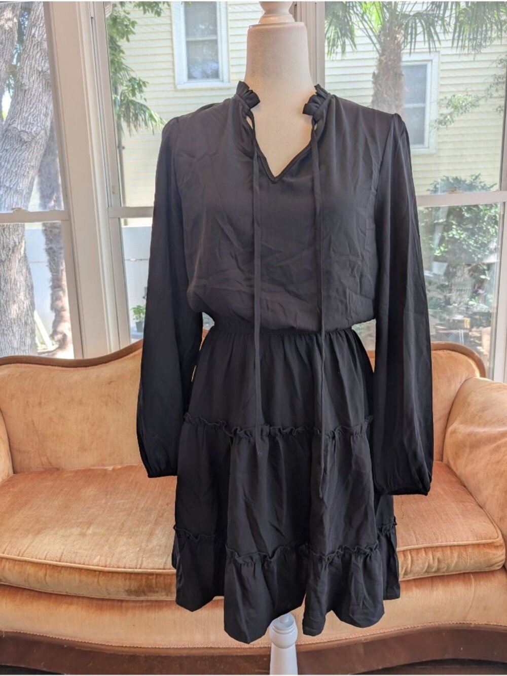 Black Ruffle-tiered Long-sleeve Mini Dress Size M Cinched Waist Western Boho